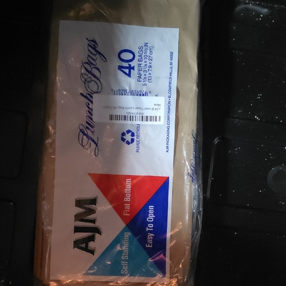 Brown Lunch Bags - 40 Pack - Picture 2 of 6